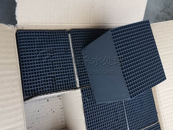 �U�������÷�C����̿�ă��c(di��n)ԭ��